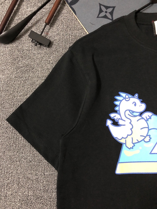 ブランドTシャツ細部ディテール